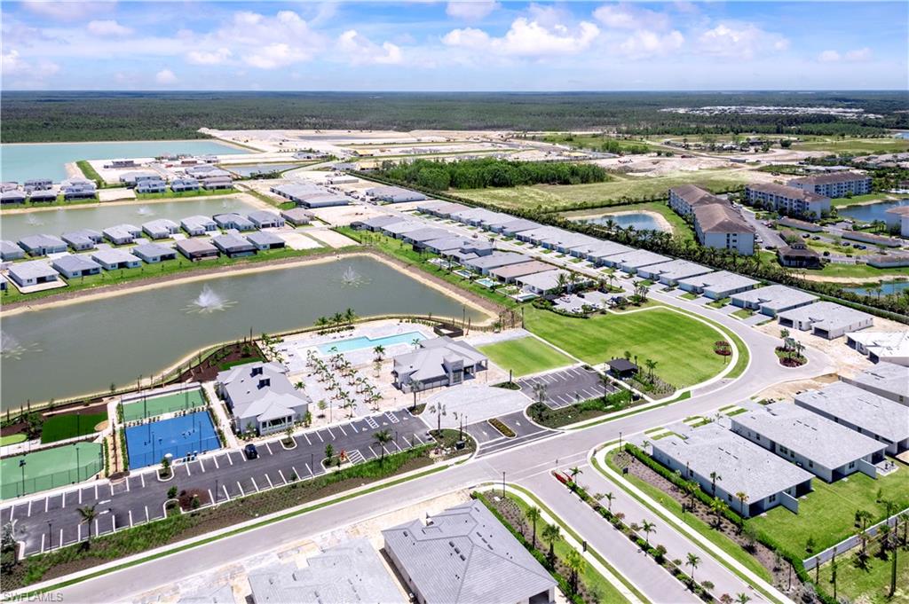 SEVEN SHORES - Residential