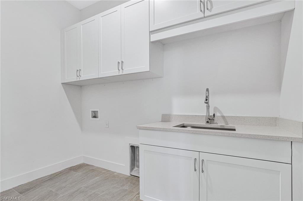 SEVEN SHORES - Residential