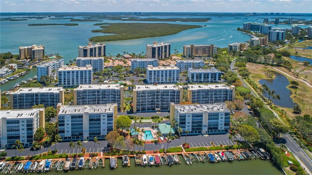 HIBISCUS POINTE - Residential