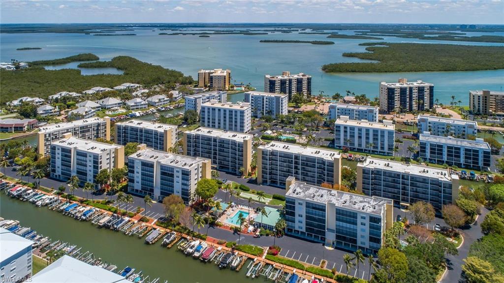 HIBISCUS POINTE - Residential