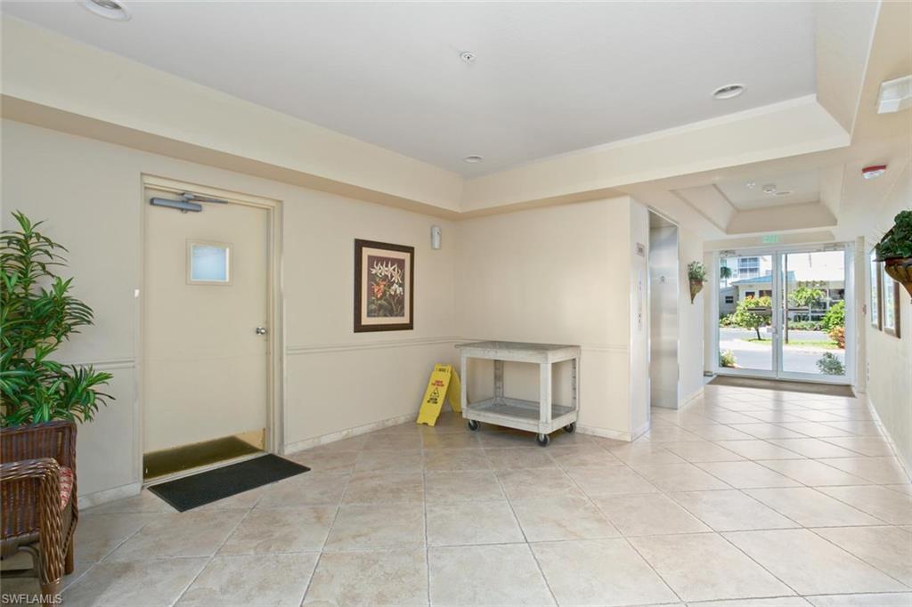 HIBISCUS POINTE - Residential