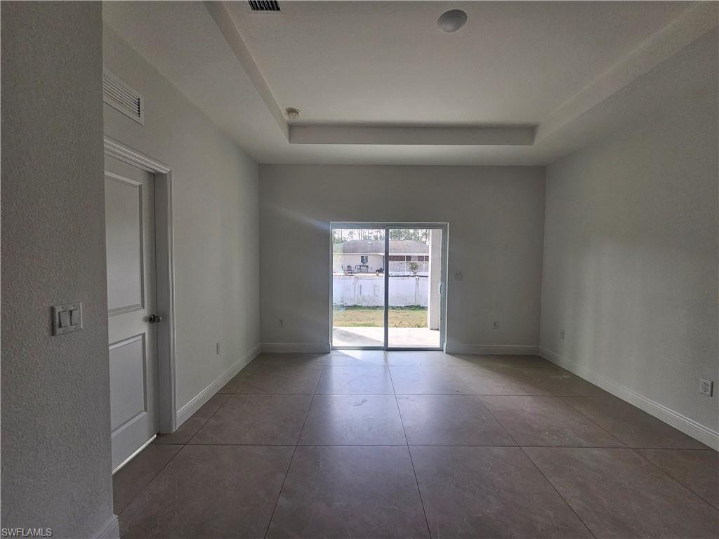 BUCKINGHAM - Residential Lease