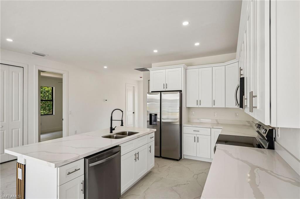 LEHIGH ACRES - Residential Income