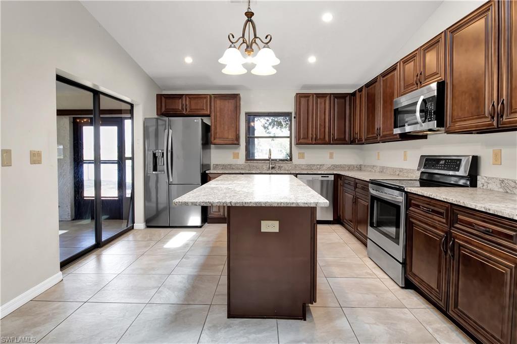 DEEP CREEK - Residential