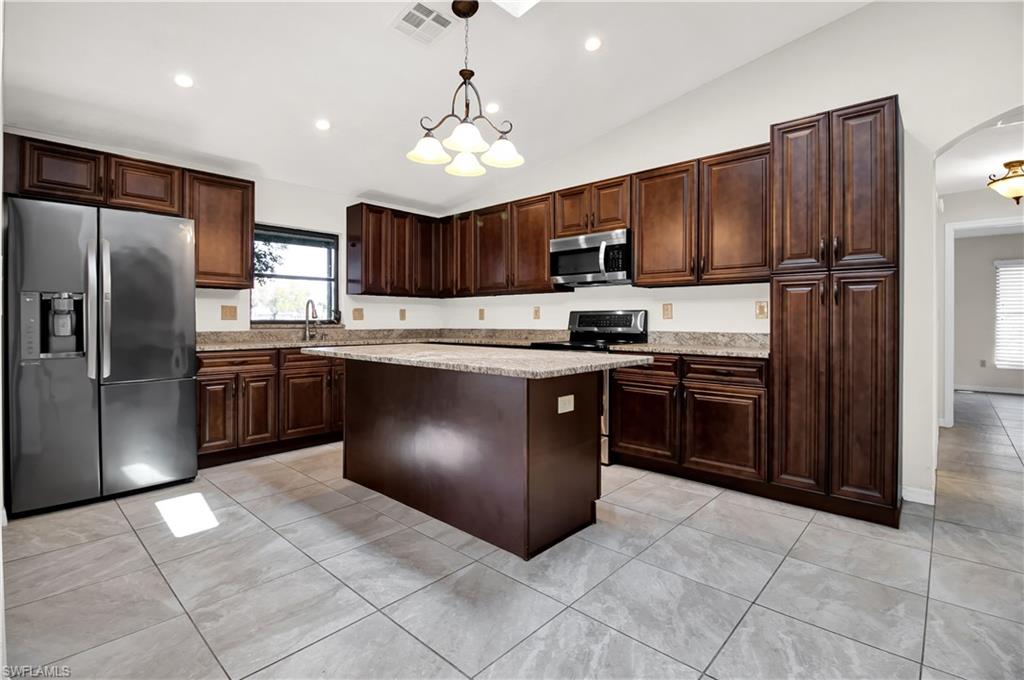 DEEP CREEK - Residential