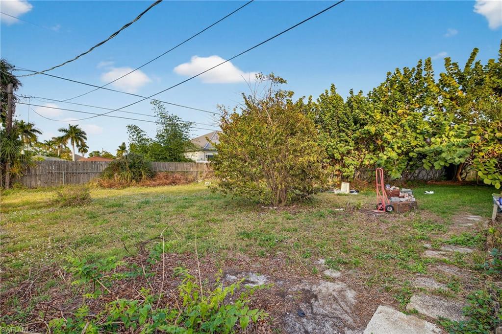 NAPLES PARK - Residential