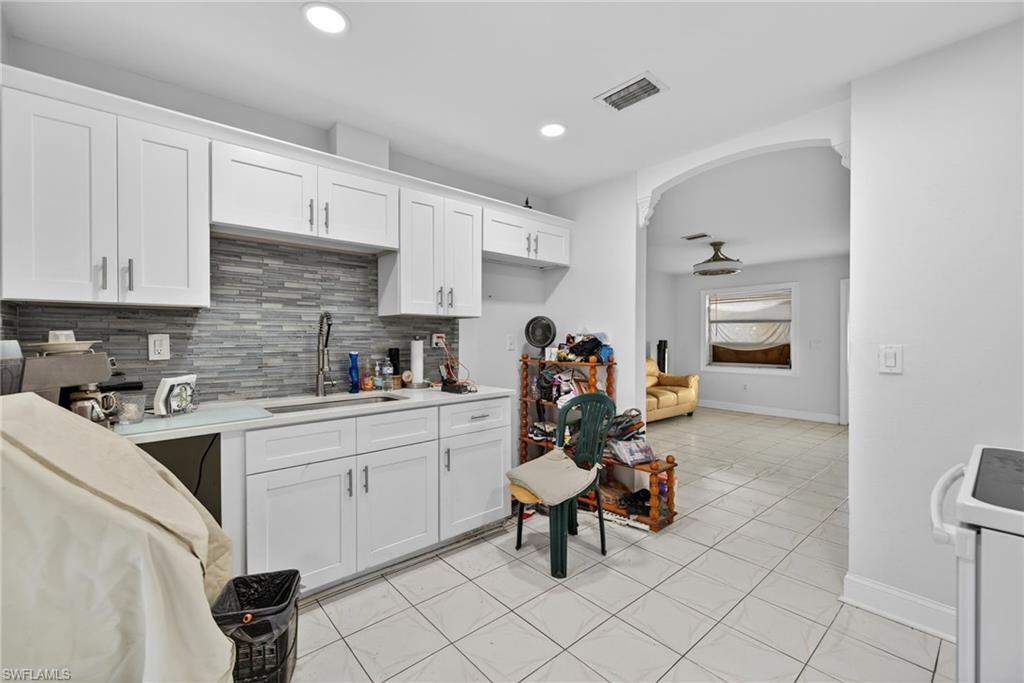 NAPLES PARK - Residential