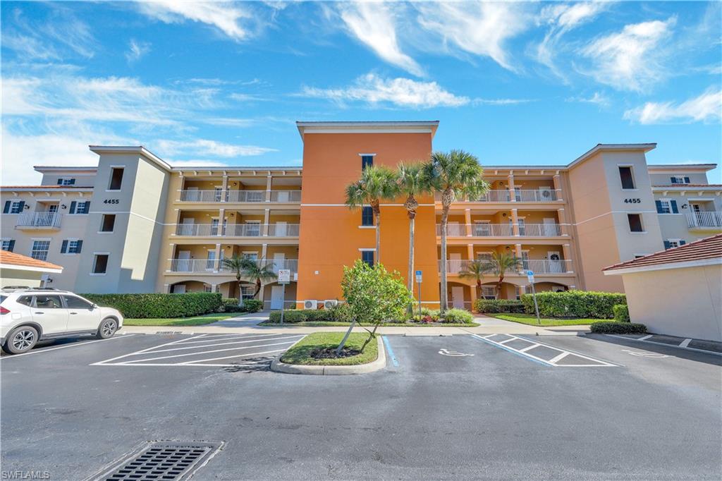 BOTANICAL PLACE - Residential