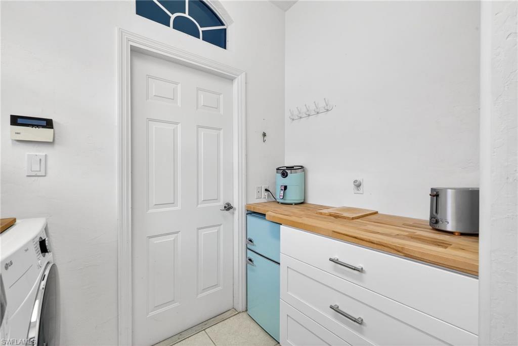 BONITA SHORES - Residential