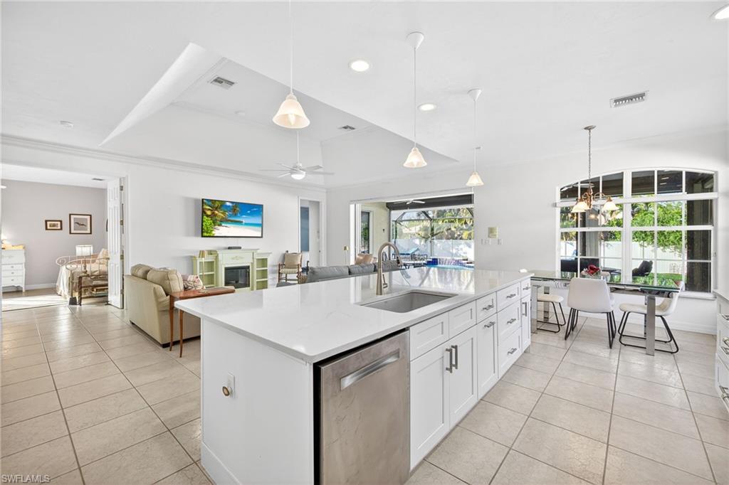 BONITA SHORES - Residential