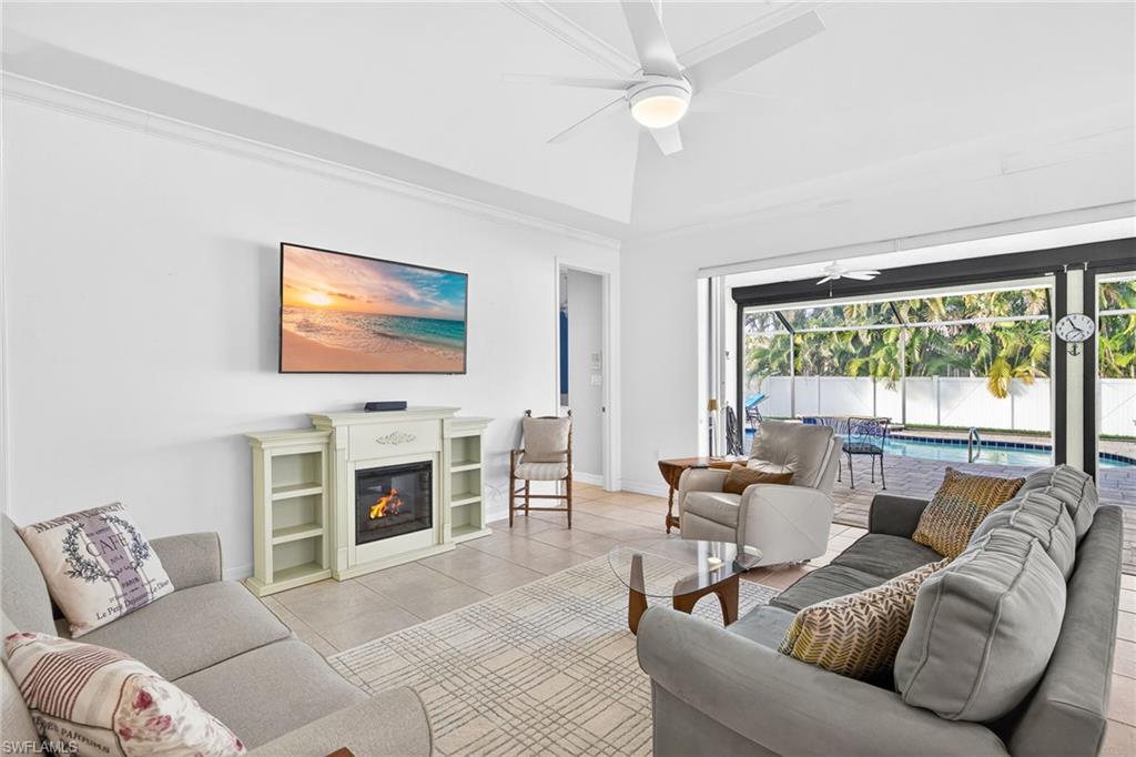 BONITA SHORES - Residential