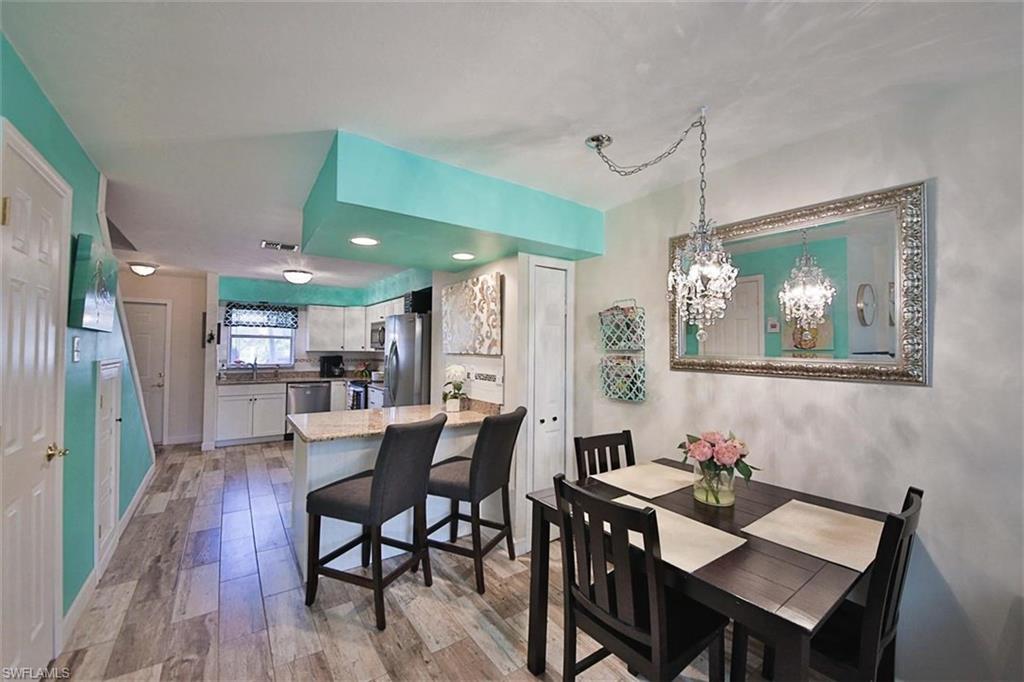 VILLAGES - Residential