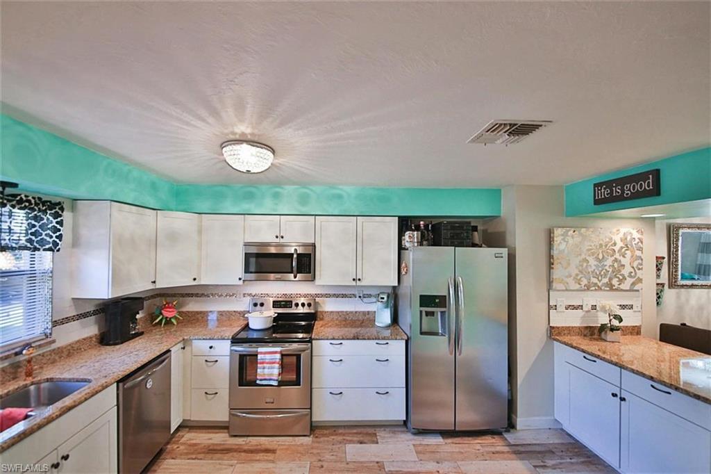 VILLAGES - Residential