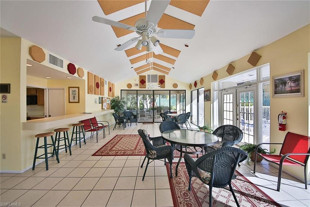 VILLAGES - Residential