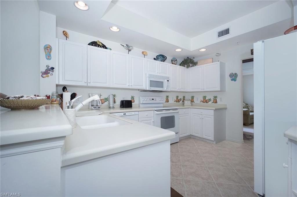 LAUREL GREENS - Residential