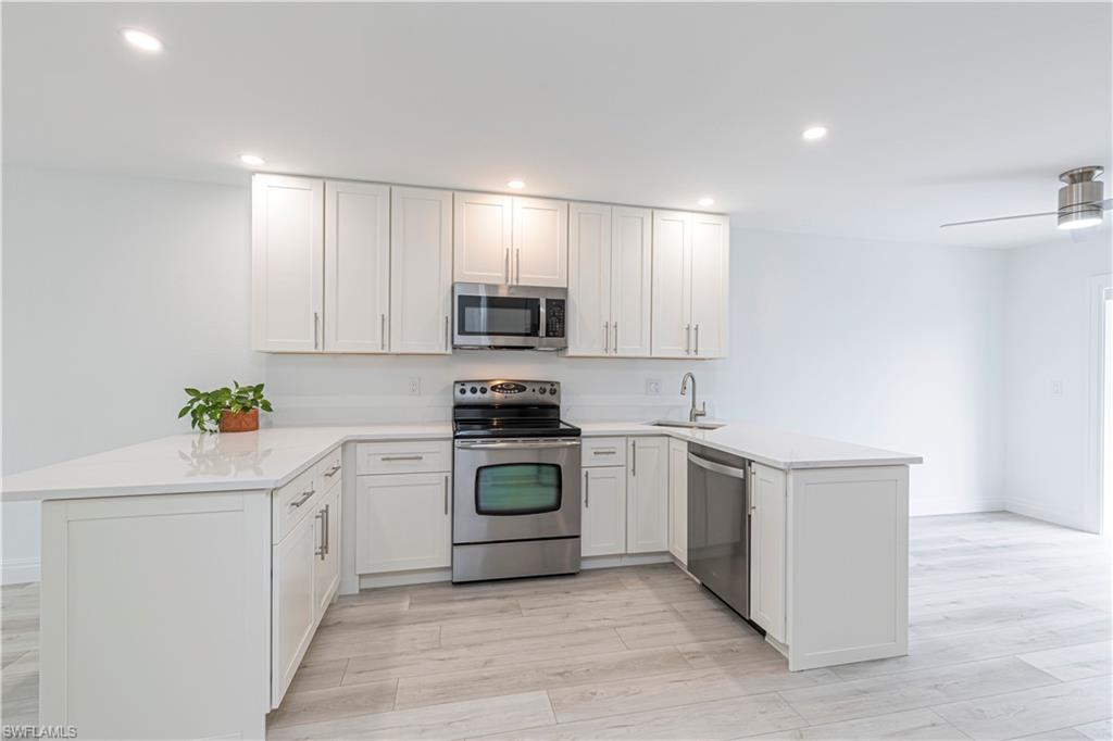 CAPE CORAL - Residential Lease