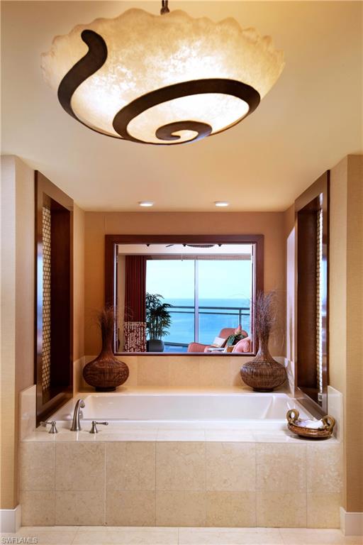 MORAYA BAY - Residential