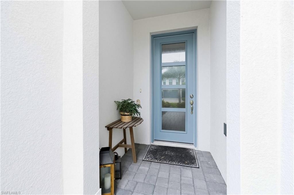 Photo of 13017 Pembroke DR, NAPLES, FL 34105 (MLS # 226012051)