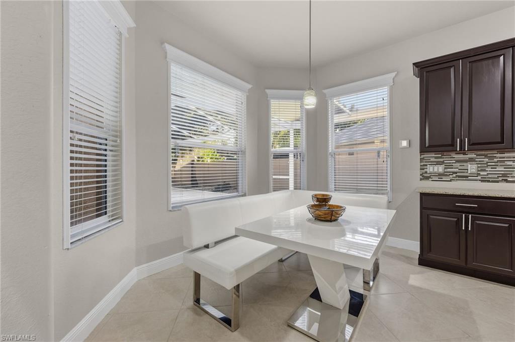 INDIGO LAKES - Residential