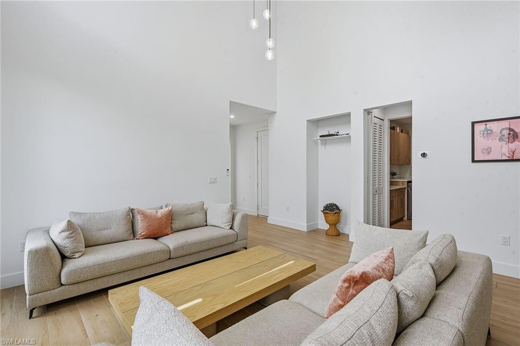 SABAL SANDS - Residential