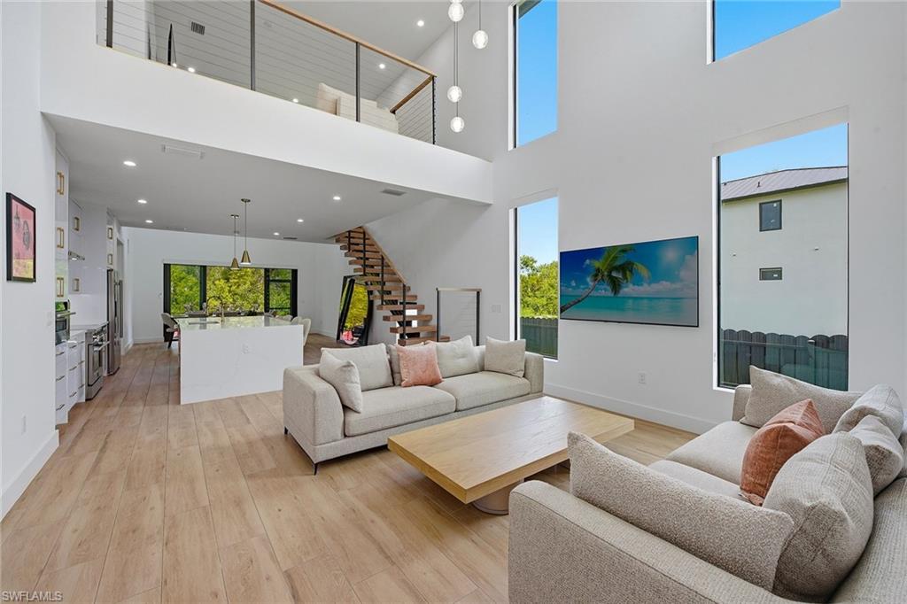 SABAL SANDS - Residential