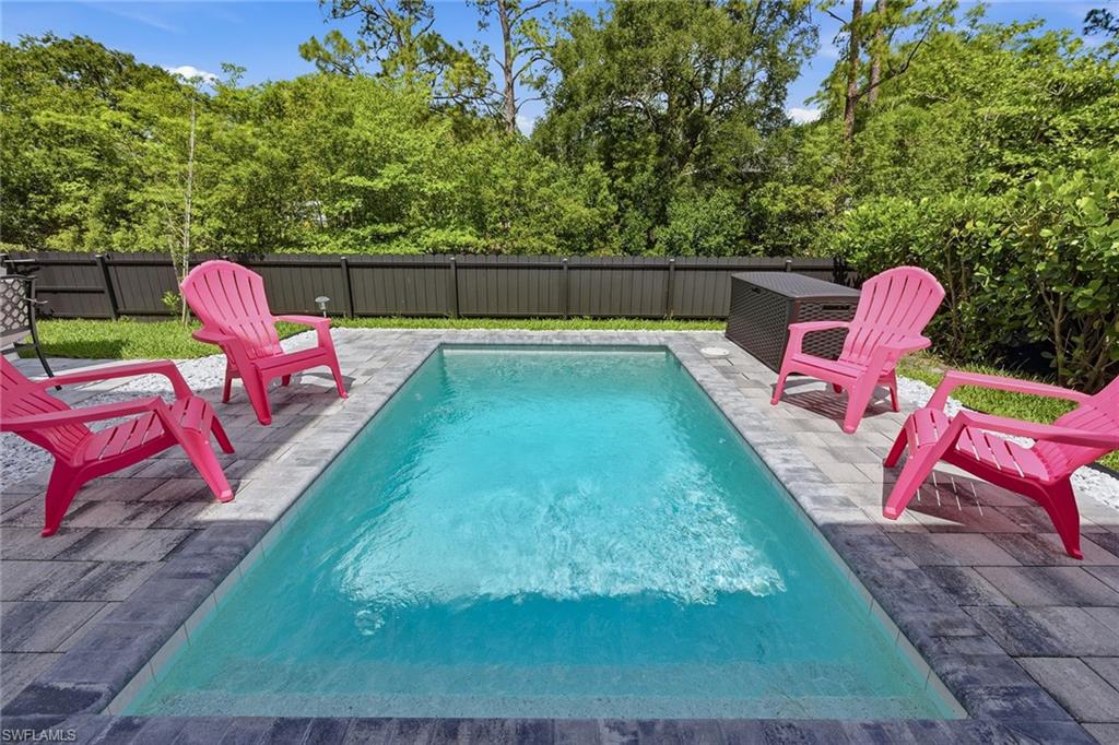 SABAL SANDS - Residential
