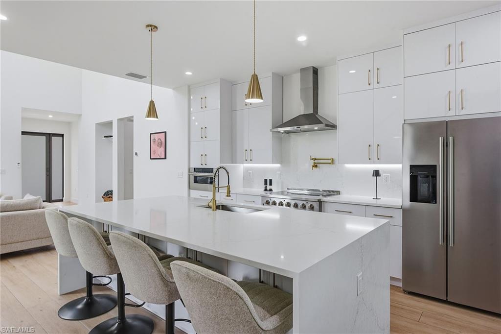 SABAL SANDS - Residential