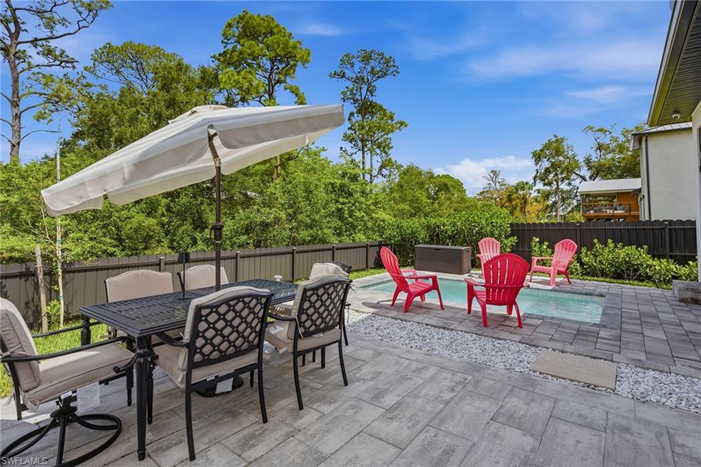 SABAL SANDS - Residential