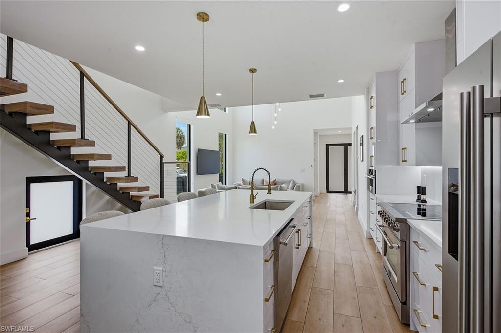 SABAL SANDS - Residential