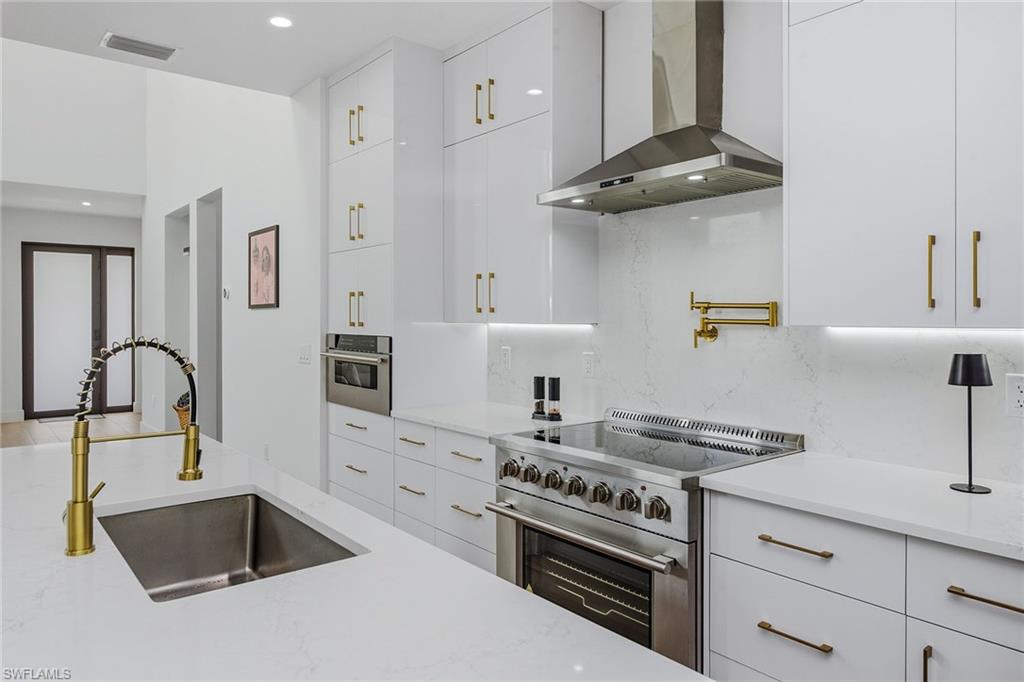 SABAL SANDS - Residential