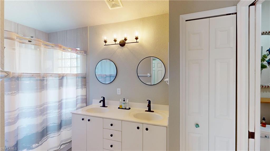 MARCO BEACH - Residential