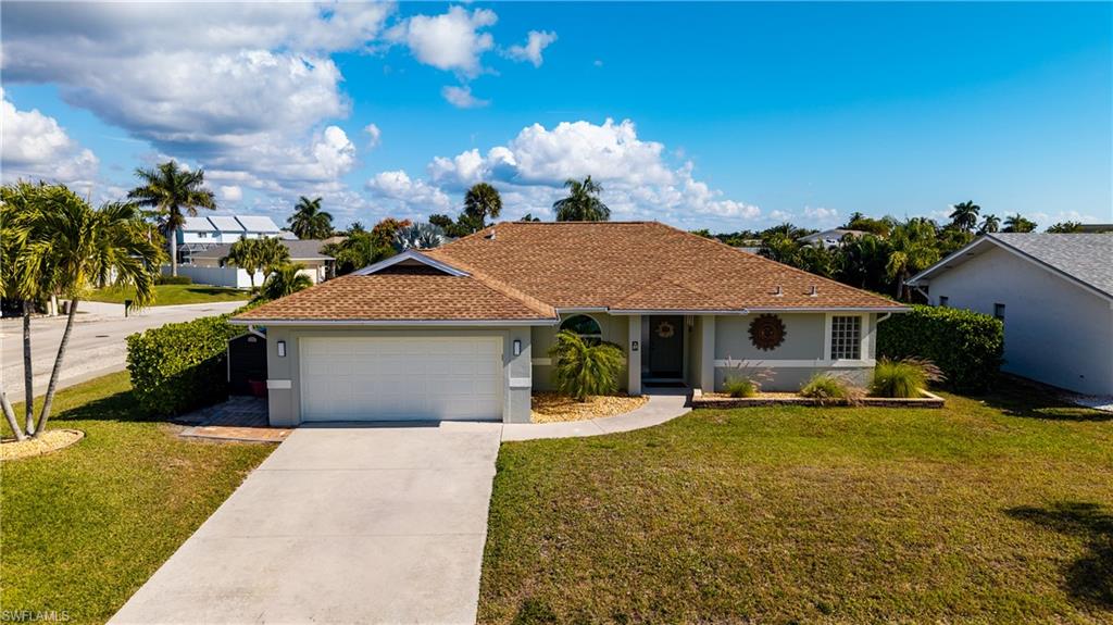 MARCO BEACH - Residential