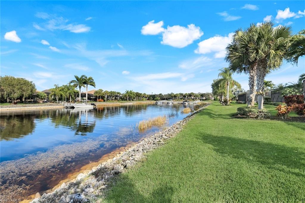 QUARRY SHORES - Residential