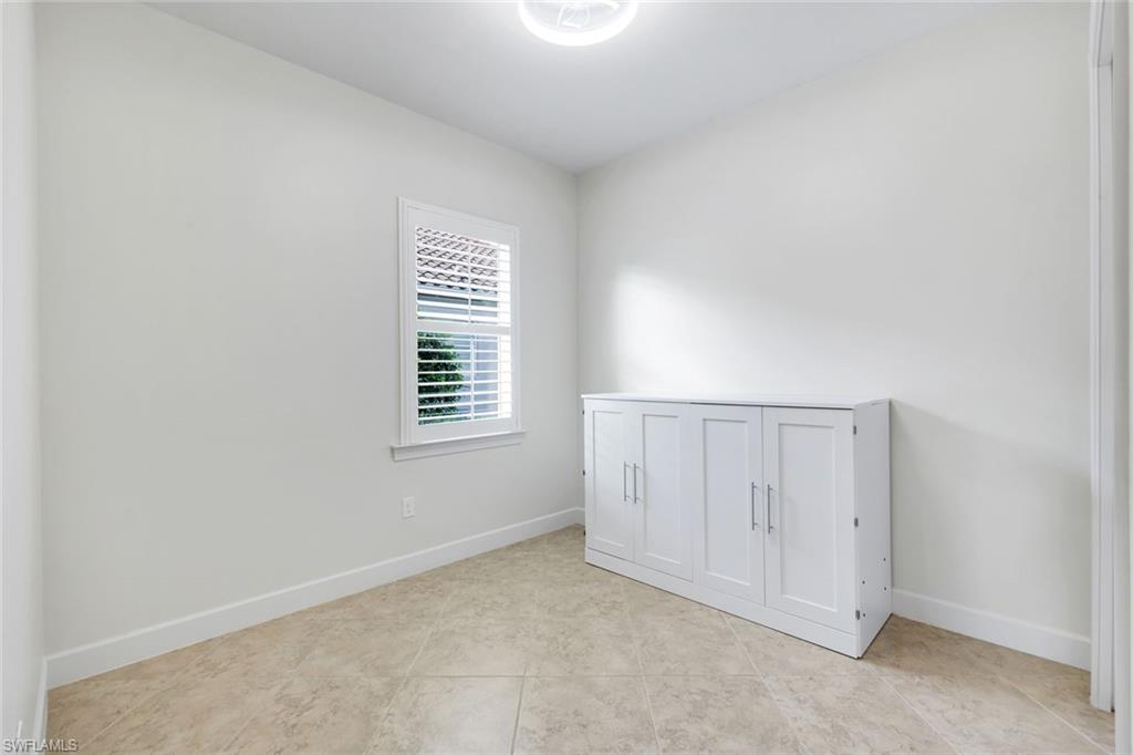 QUARRY SHORES - Residential