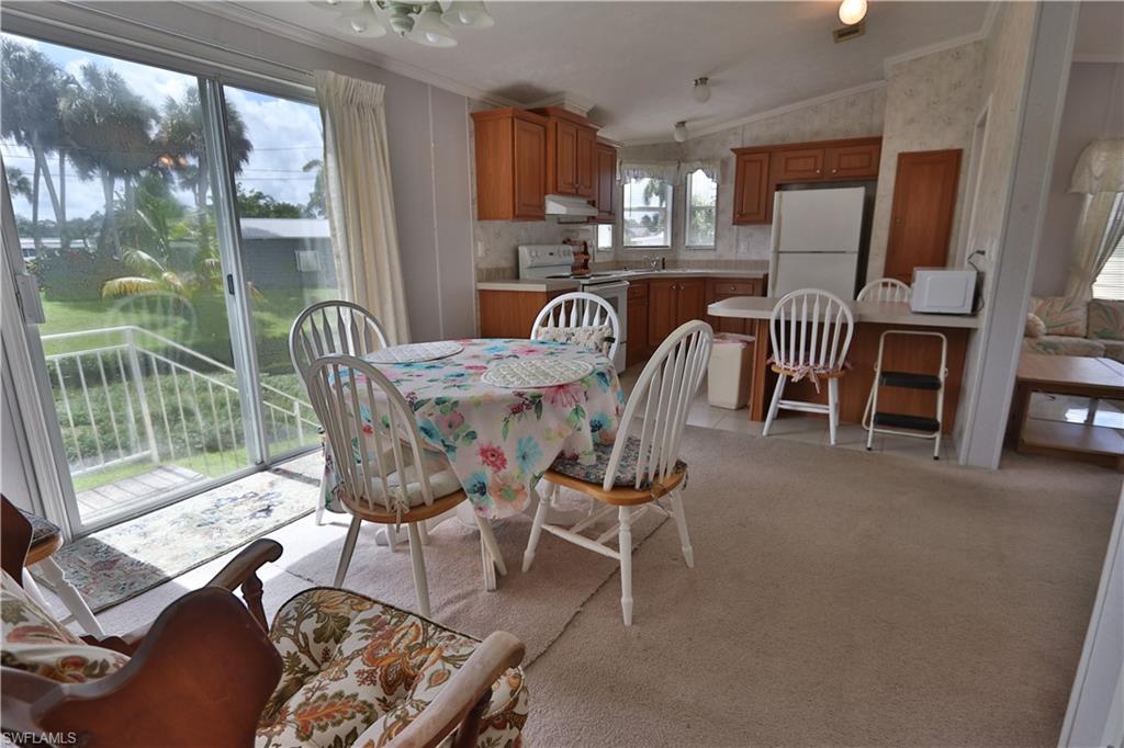 MOBILE MANOR - Residential