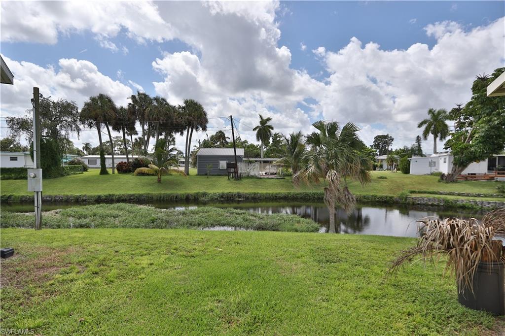 MOBILE MANOR - Residential