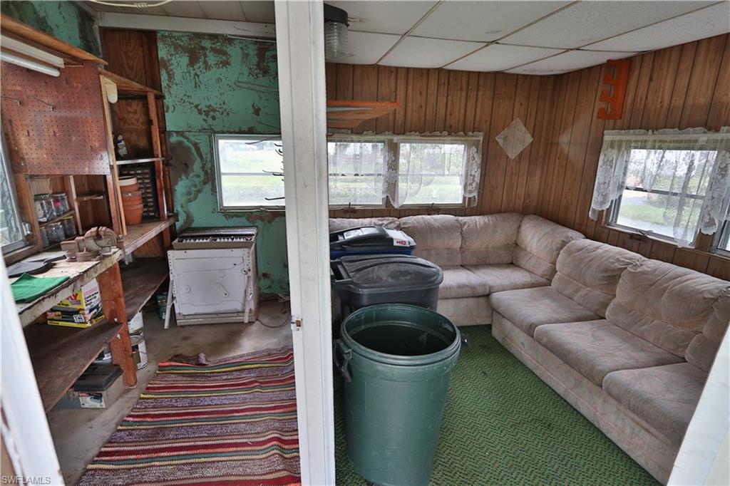 MOBILE MANOR - Residential