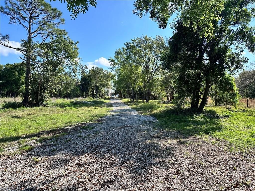 Photo of 13250 Apaloosa LN, FORT MYERS, FL 33912 (MLS # 226014509)