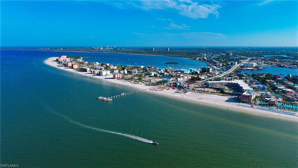 ISLAND SHORES - Land