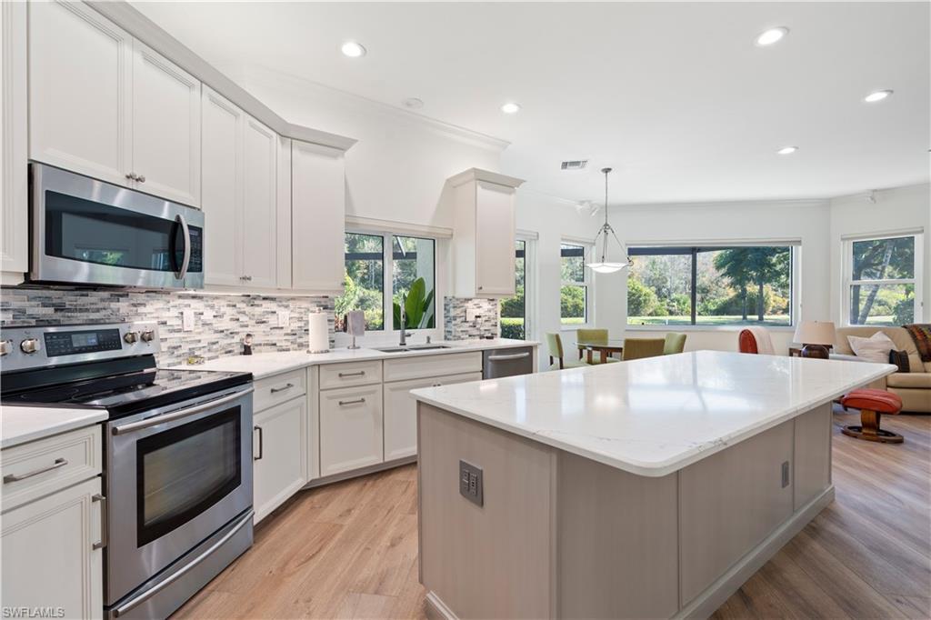 CYPRESS POINTE - Residential