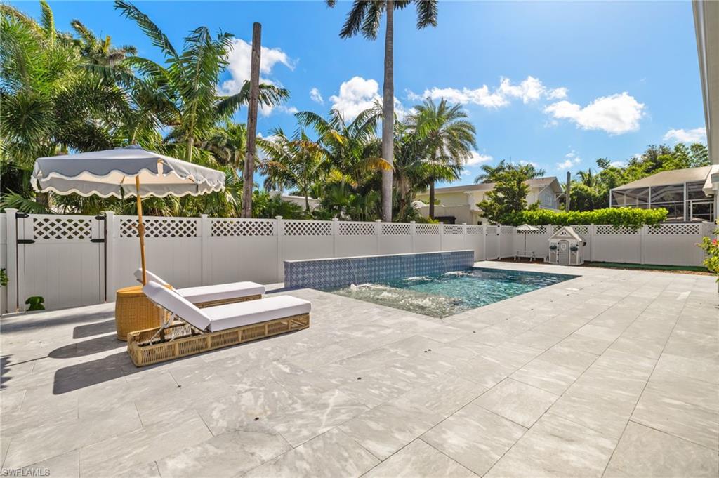 RIVERSIDE - Residential