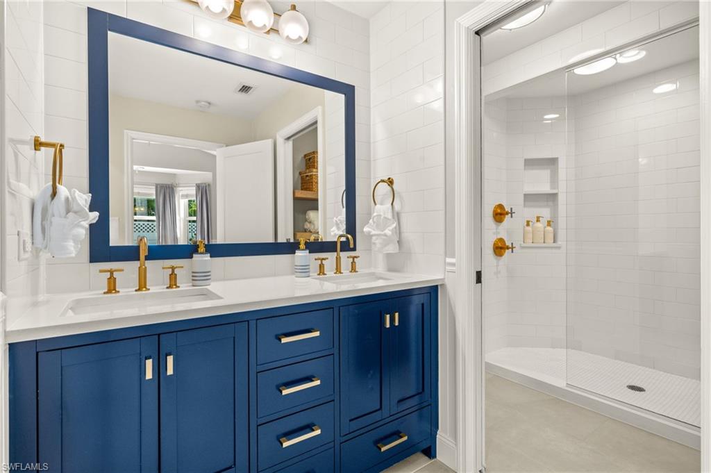 RIVERSIDE - Residential