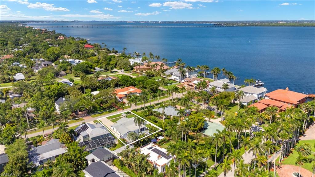 RIVERSIDE - Residential