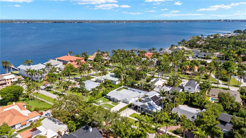 RIVERSIDE - Residential