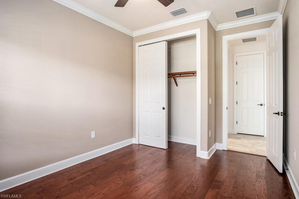 CAMDEN LAKES - Residential