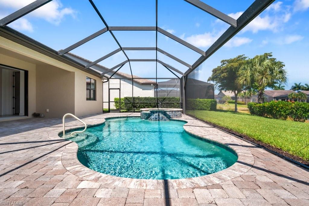 CAMDEN LAKES - Residential