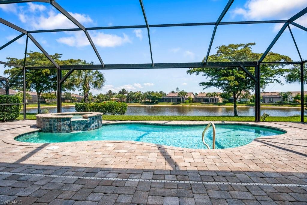 CAMDEN LAKES - Residential