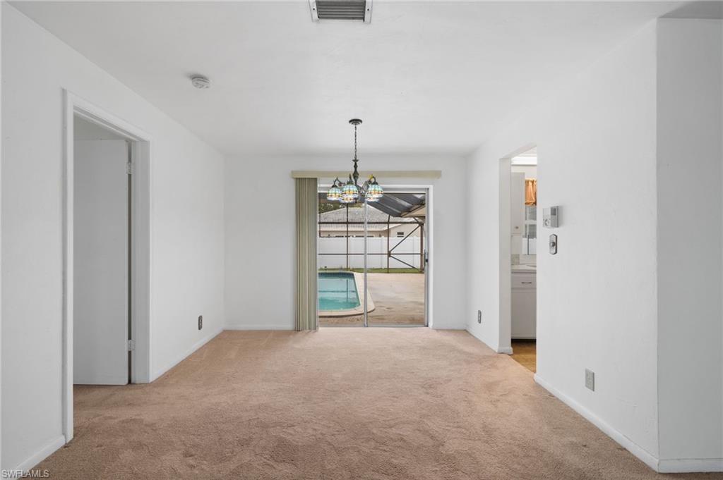 COUNTRY CLUB - Residential