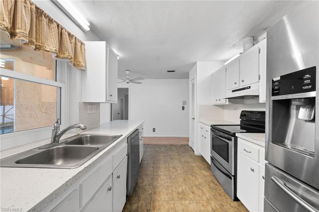 COUNTRY CLUB - Residential