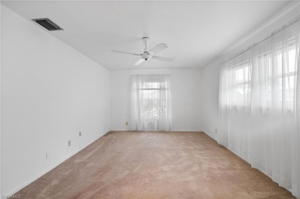 COUNTRY CLUB - Residential